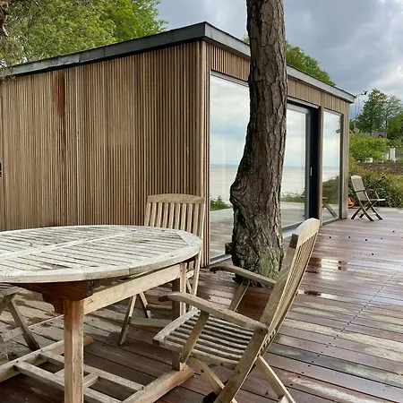 Ferienhaus Modern Summer House By The Water In